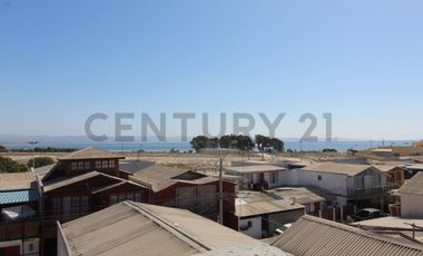 Se vende casa uso comercial sector Tongoy