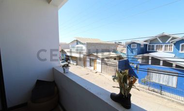 Se vende casa uso comercial sector Tongoy