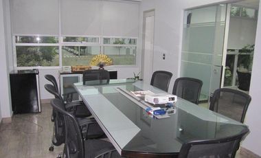 VENTA DE CASA PARA OFICINA EN MIRAFLORES EDIFICIO DE 4 PISOS