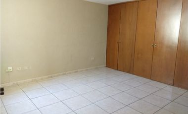 Edificio En Venta De 2 Departamentos En Estrellas del Sur