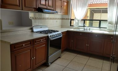 Edificio En Venta De 2 Departamentos En Estrellas del Sur