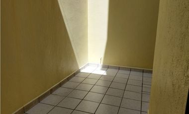 Edificio En Venta De 2 Departamentos En Estrellas del Sur