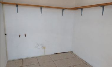 Edificio En Venta De 2 Departamentos En Estrellas del Sur