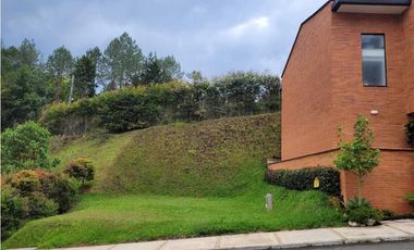 Lote para Casa en Unidad Cerrada via la Fe el Retiro