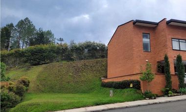 Lote para Casa en Unidad Cerrada via la Fe el Retiro