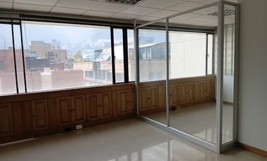 oficina en arriendo en chico norte. Cod A52064
