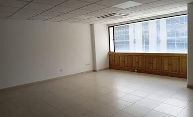 oficina en arriendo en chico norte. Cod A52064