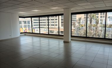 oficina en arriendo en chico norte. Cod A52064