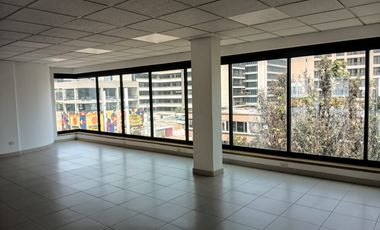 oficina en arriendo en chico norte. Cod A52064