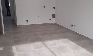 Departamento en venta en Berazategui Este