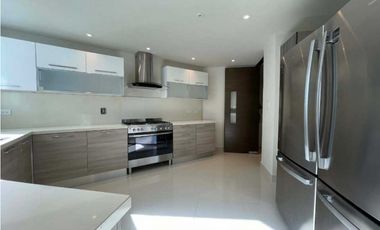 VENTA APARTAMENTO AMOBLADO PH THE REGENT COSTA DEL ESTE