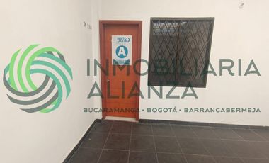 oficina en arriendo en sector comercial. Cod A17048