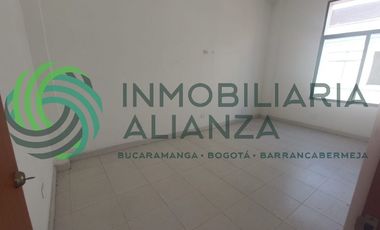 oficina en arriendo en sector comercial. Cod A17048