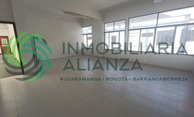 oficina en arriendo en sector comercial. Cod A17048