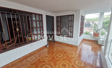 casa en venta en urb. la campiña. Cod V102946