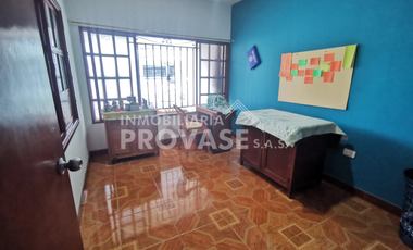 casa en venta en urb. la campiña. Cod V102946