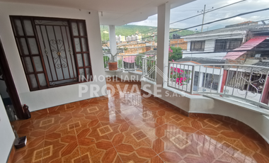 casa en venta en urb. la campiña. Cod V102946