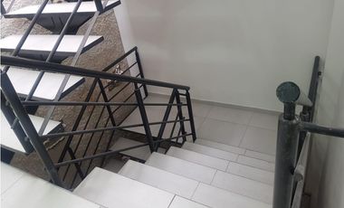 SE ARRIENDA CASA COMERCIAL PARA OFICINAS-PASADENA