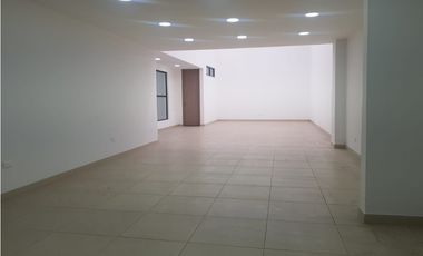 SE ARRIENDA CASA COMERCIAL PARA OFICINAS-PASADENA