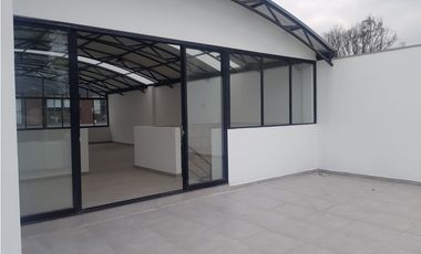 SE ARRIENDA CASA COMERCIAL PARA OFICINAS-PASADENA