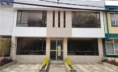 SE ARRIENDA CASA COMERCIAL PARA OFICINAS-PASADENA