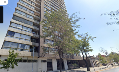 Estacionamiento en venta. Hospital San Borja. Santiago
