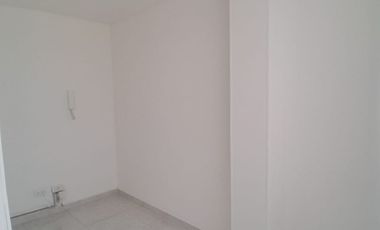 oficina en arriendo/venta en bogotá. Cod A1410595