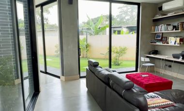 casa en venta en la morada. Cod V4844