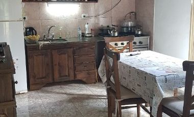 Casa en venta en Barrio Parque Lasa