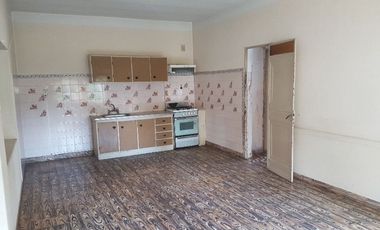 Casa en venta en Barrio Parque Lasa