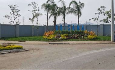 Venta de Casa 4 dormitorios en Urb. Casalaguna a 5 min. C.C Dorado, La Aurora