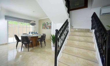 Venta de Casa 4 dormitorios en Urb. Casalaguna a 5 min. C.C Dorado, La Aurora