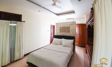 VILLA MEWAH DESAIN ETNIK MINIMALIS DI UBUD