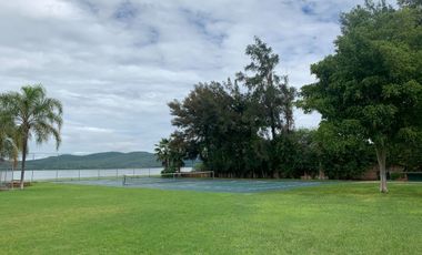 Casa en venta en 🚣🏻‍♀️ Villa Corona