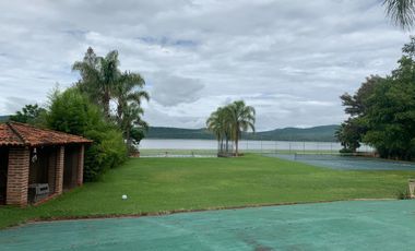 Casa en venta en 🚣🏻‍♀️ Villa Corona