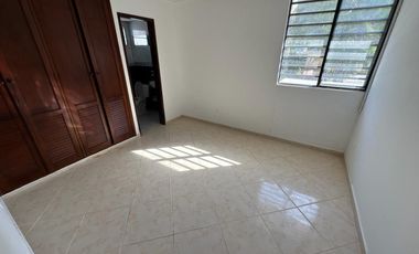 apartamento en arriendo/venta en altos de riomar. Cod A105205