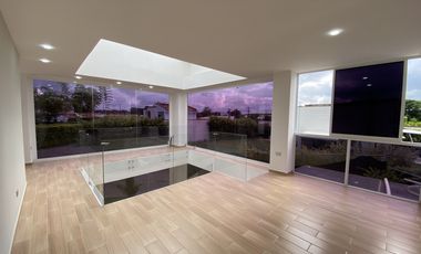 casa en venta en la morada. Cod V4829