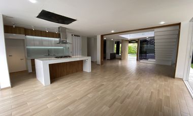 casa en venta en la morada. Cod V4829