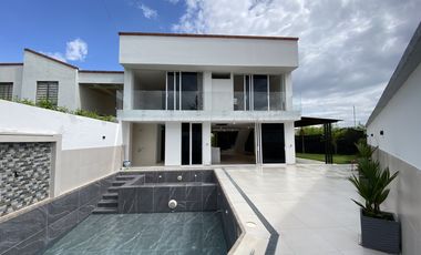 casa en venta en la morada. Cod V4829