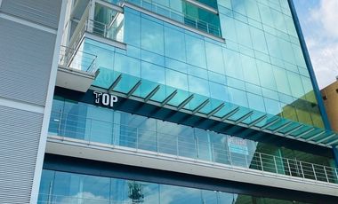 VENTA DE OFICINA SOBRE AV.HUMBERTO LOBO (TORRE CUBIK)