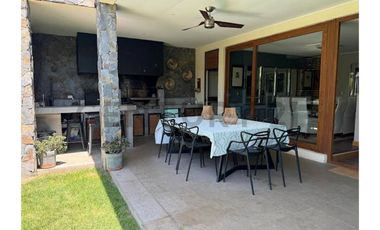 CASA EN VENTA, 4D, CHAMISERO, COLINA