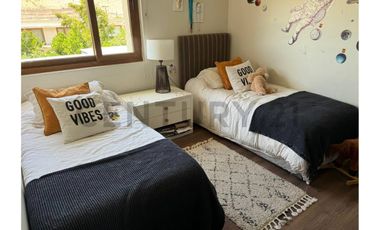 CASA EN VENTA, 4D, CHAMISERO, COLINA