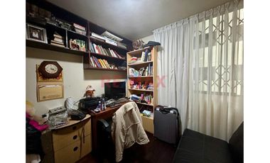Oportunidad‼️ Vendo Dpto 96M2 En 2Do Piso Vista Exterior De 3 Dorms+1 Cochera+1 Depósito- Chorrillos🏡