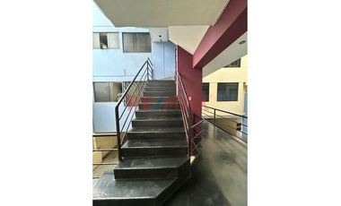 Oportunidad‼️ Vendo Dpto 96M2 En 2Do Piso Vista Exterior De 3 Dorms+1 Cochera+1 Depósito- Chorrillos🏡
