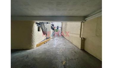 Oportunidad‼️ Vendo Dpto 96M2 En 2Do Piso Vista Exterior De 3 Dorms+1 Cochera+1 Depósito- Chorrillos🏡
