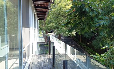 VENDO EN CUERNAVACA DEPARTAMENTO MUY AMPLIO, MAGNÍFICA UBICACIÓN, SEGURIDAD 24/7