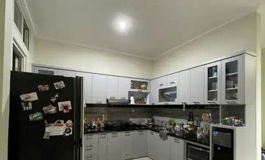 DIJUAL RUMAH 2 LANTAI MINIMALIS GREEN ORCHID SUHAT KOTA MALANG