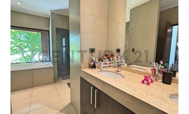 Oportunidad, Casa en Venta 5 dorm, Las Brisas de Chicureo