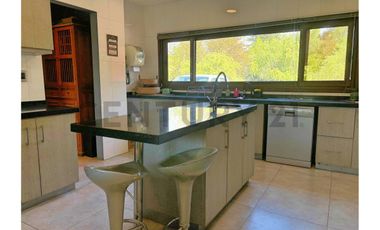 Oportunidad, Casa en Venta 5 dorm, Las Brisas de Chicureo