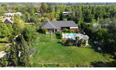 Oportunidad, Casa en Venta 5 dorm, Las Brisas de Chicureo